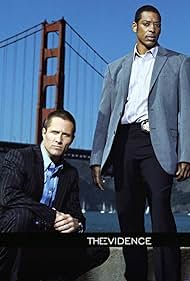 Rob Estes and Orlando Jones in The Evidence (2006)