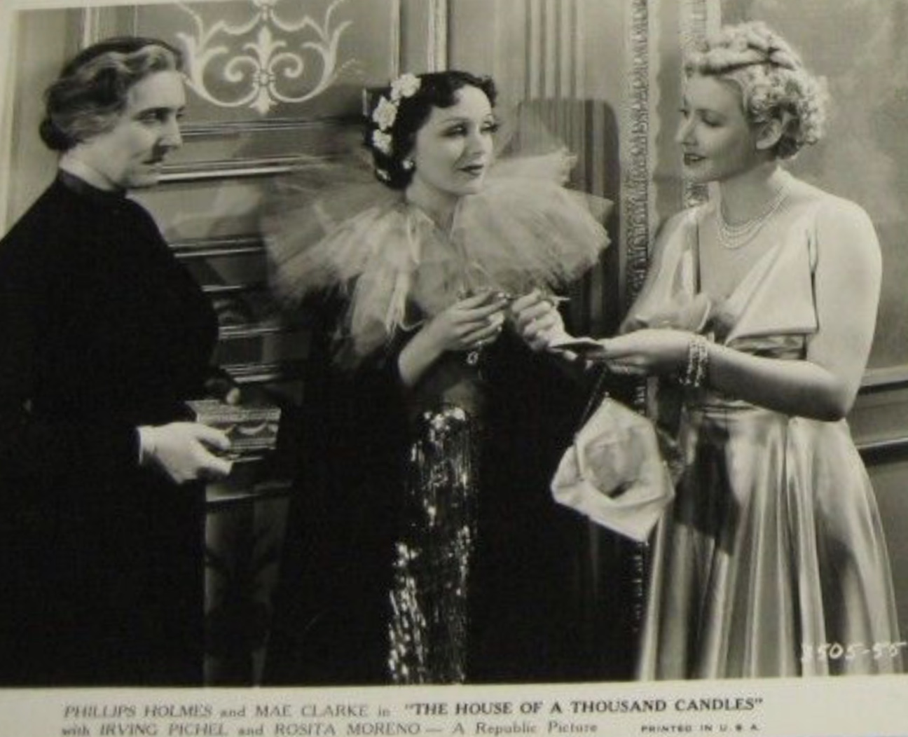 Mae Clarke, Rosita Moreno, and Hedwiga Reicher in The House of a Thousand Candles (1936)