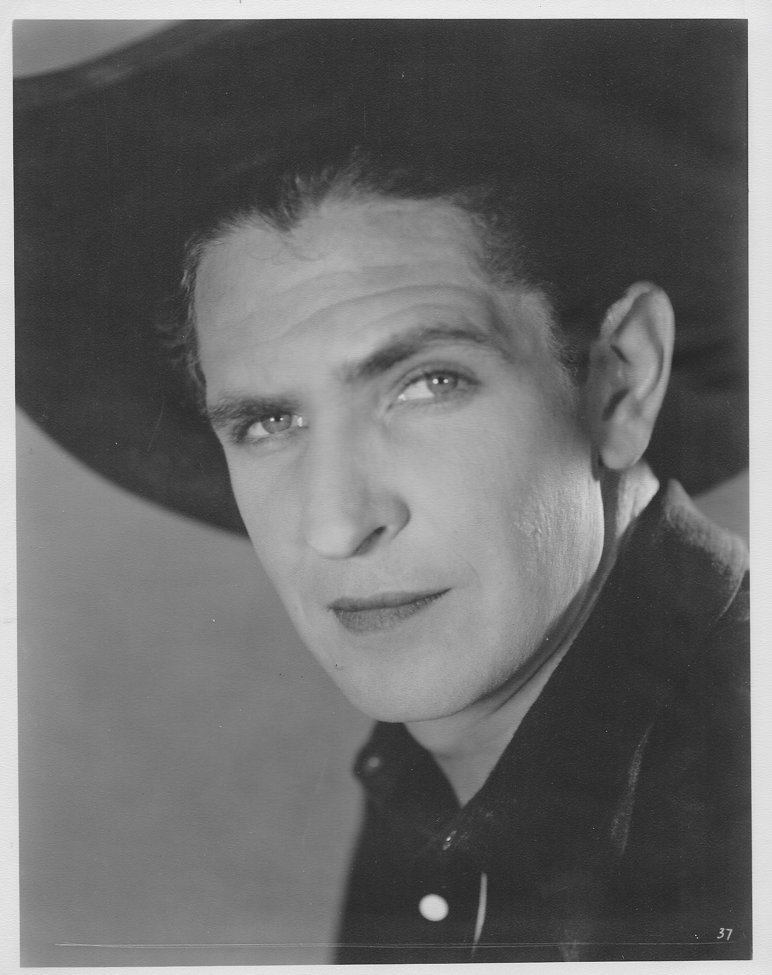 Bob Steele in A Demon for Trouble (1934)