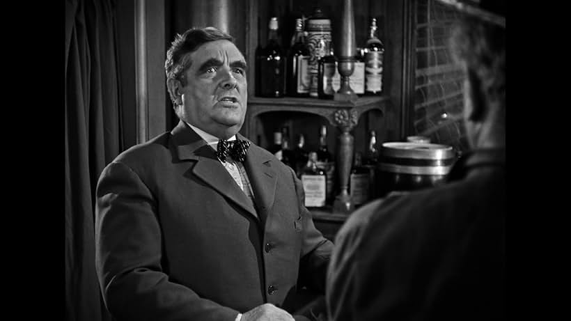 Edward McNamara in The Strawberry Blonde (1941)