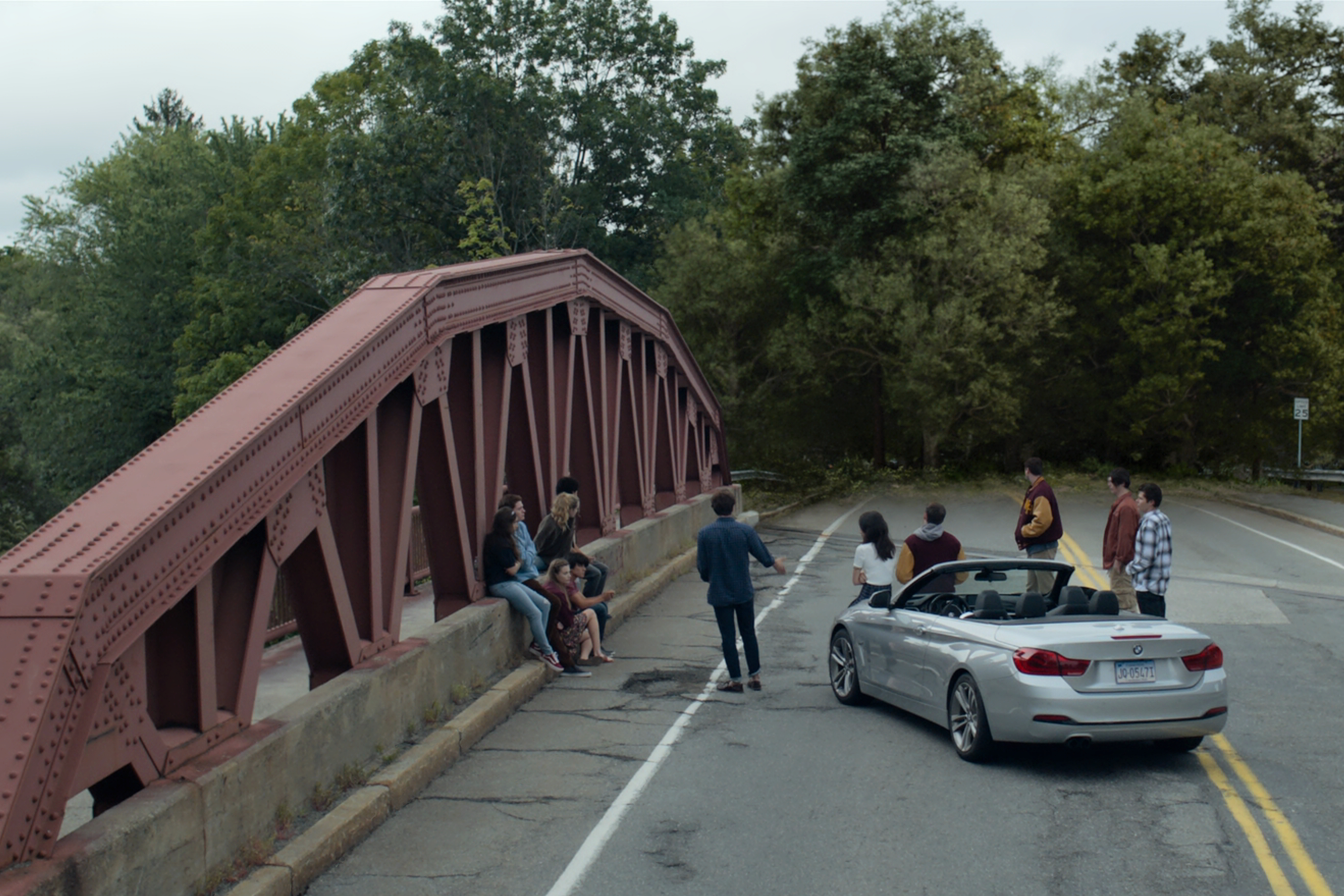 Jack Mulhern, Kathryn Newton, Toby Wallace, Jacques Colimon, Gideon Adlon, Alex MacNicoll, Natasha Liu Bordizzo, Alex Fitzalan, and Kristine Froseth in The Society (2019)