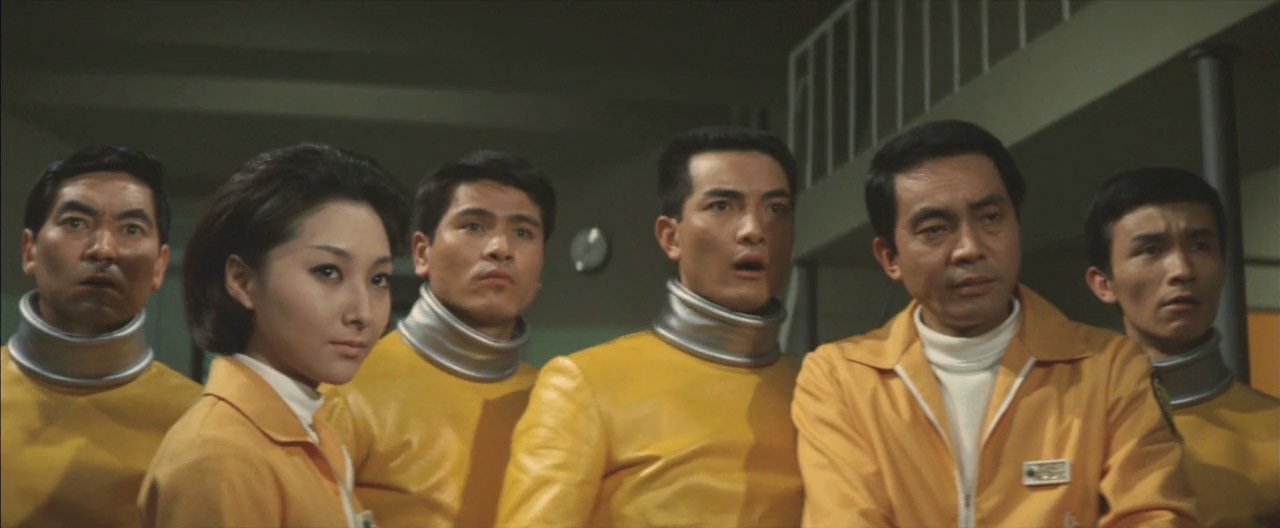 Yukiko Kobayashi, Akira Kubo, Yasuhiko Saijô, Chôtarô Tôgin, Yoshio Tsuchiya, and Ken Echigo in Destroy All Monsters (1968)