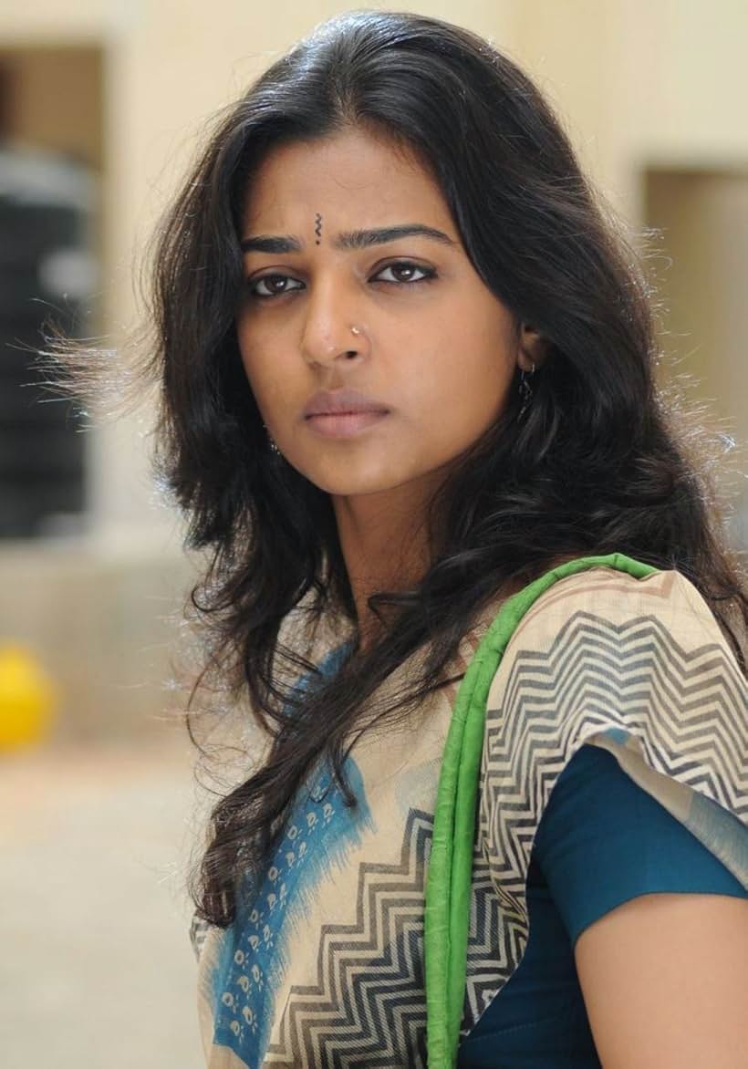 Radhika Apte in Dhoni (2012)