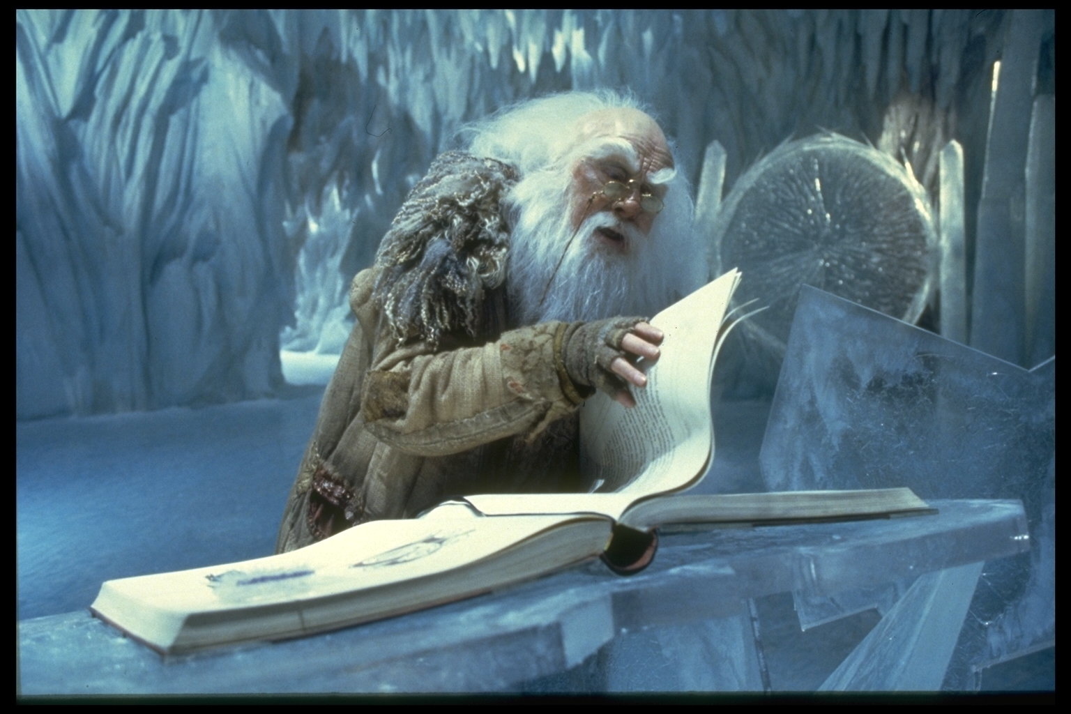 Freddie Jones in The NeverEnding Story III (1994)