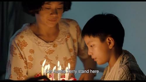 Singapore, late 90s. The friendship between the maid Teresa and young boy Jiale ignite the mother's jealousy, while the Asian recession hits the region.