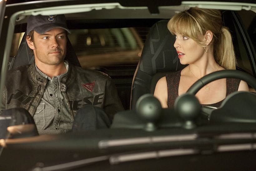 Katherine Heigl and Josh Duhamel in Life as We Know It (2010)