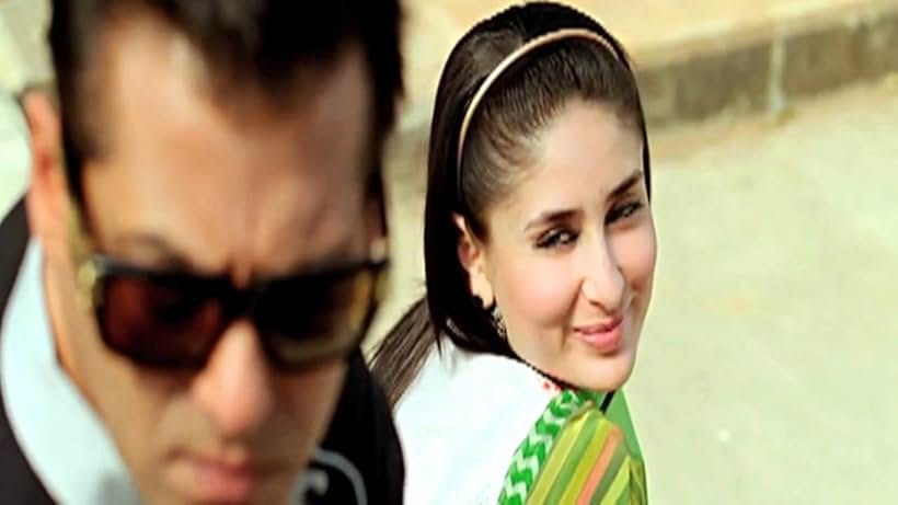 Kareena Kapoor and Salman Khan in Bodyguard (2011)