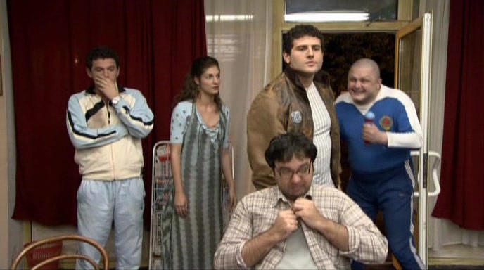 Nebojsa Glogovac, Srdjan Miletic, Milos Samolov, Aleksandar Sapic, and Ana Markovic in When I Grow Up, I'll Be a Kangaroo (2004)