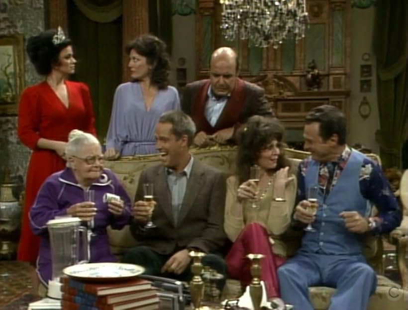 Delta Burke, Dixie Carter, Charles Frank, Jerry Hardin, Michael Lombard, Nedra Volz, and Ann Wedgeworth in Filthy Rich (1982)