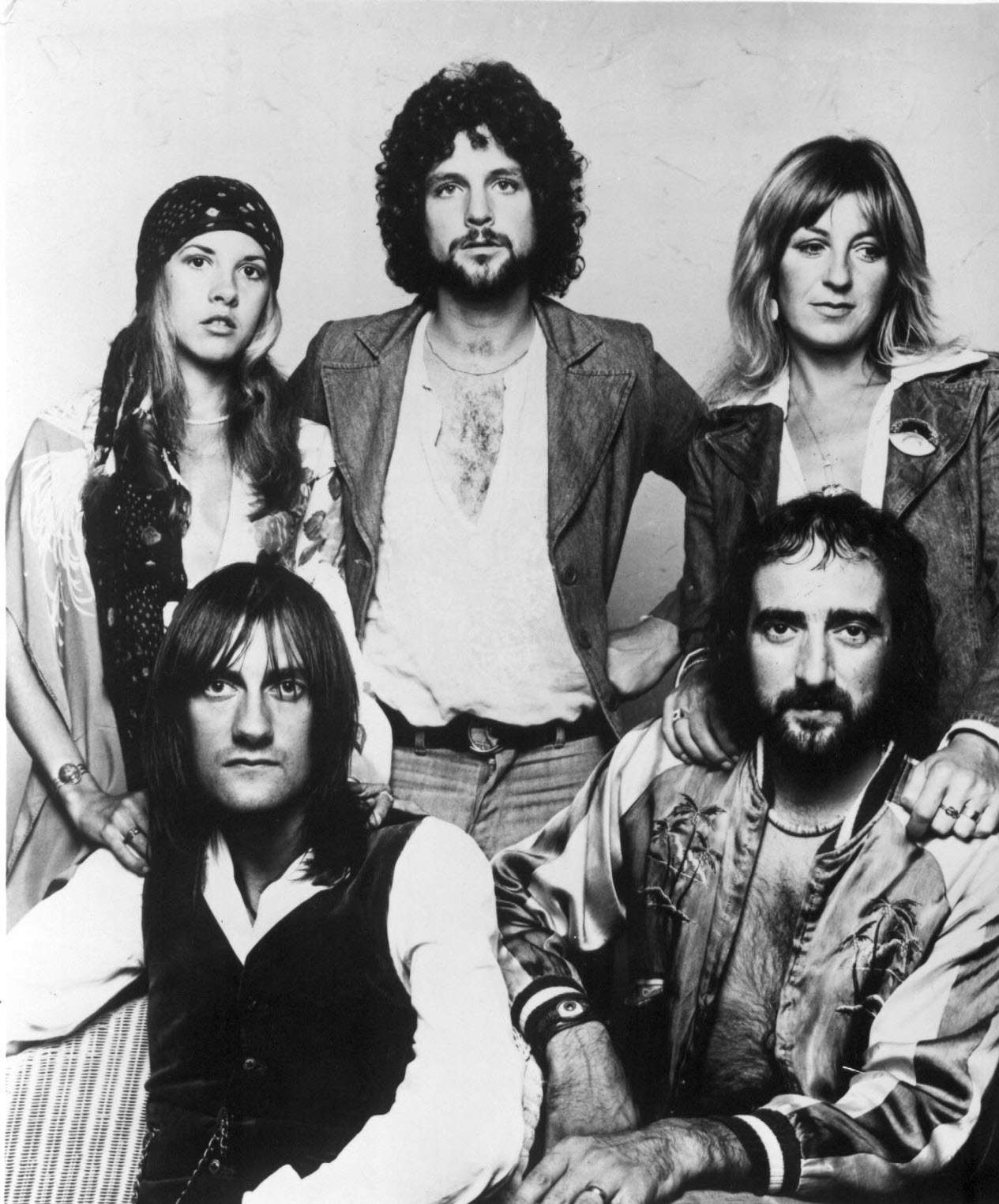 Lindsey Buckingham, Mick Fleetwood, Christine McVie, John McVie, Stevie Nicks, and Fleetwood Mac