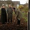 John Benfield, Ian McElhinney, and Pauline Quirke in Maisie Raine (1998)