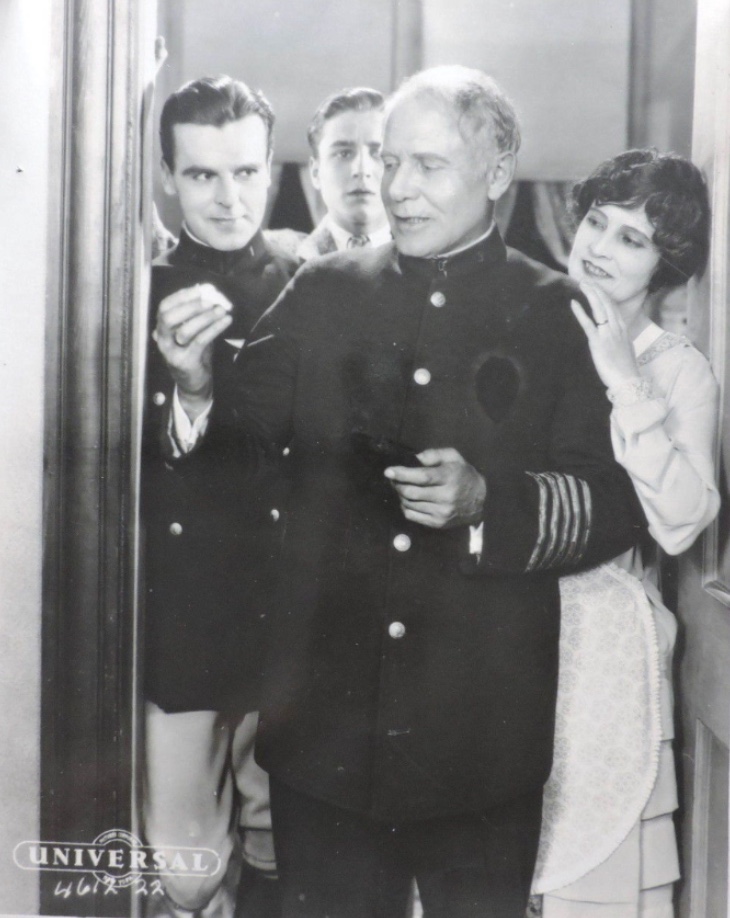 Nigel Barrie, Neil Hamilton, Ralph Lewis, and Claire McDowell in The Shield of Honor (1927)