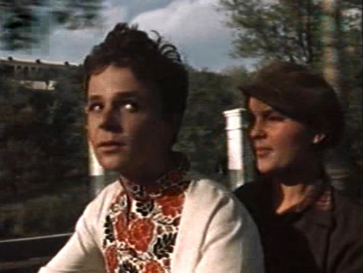 Georgi Sklyansky and Svetlana Zhivankova in Lita molodiyi (1959)