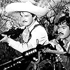 Pedro Armendáriz and Rafael Baledón in Entre hermanos (1945)