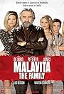 Robert De Niro, Michelle Pfeiffer, Dianna Agron, and John D'Leo in Malavita - The Family (2013)