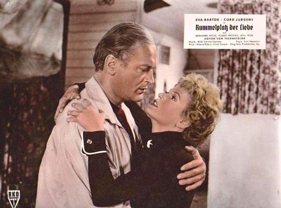 Eva Bartok and Curd Jürgens in Circus of Love (1954)