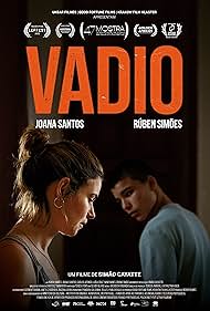 Rúben Simões and Joana Santos in Vadio (2022)