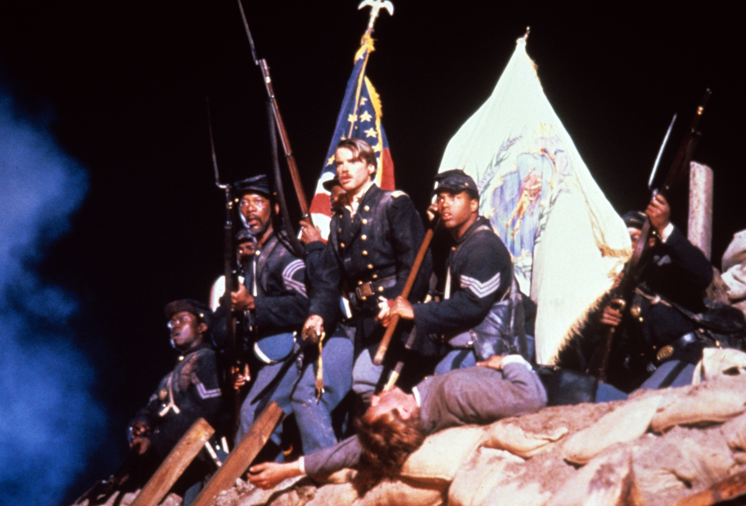 Cary Elwes, Morgan Freeman, Andre Braugher, and Mark A. Jones in Glory (1989)