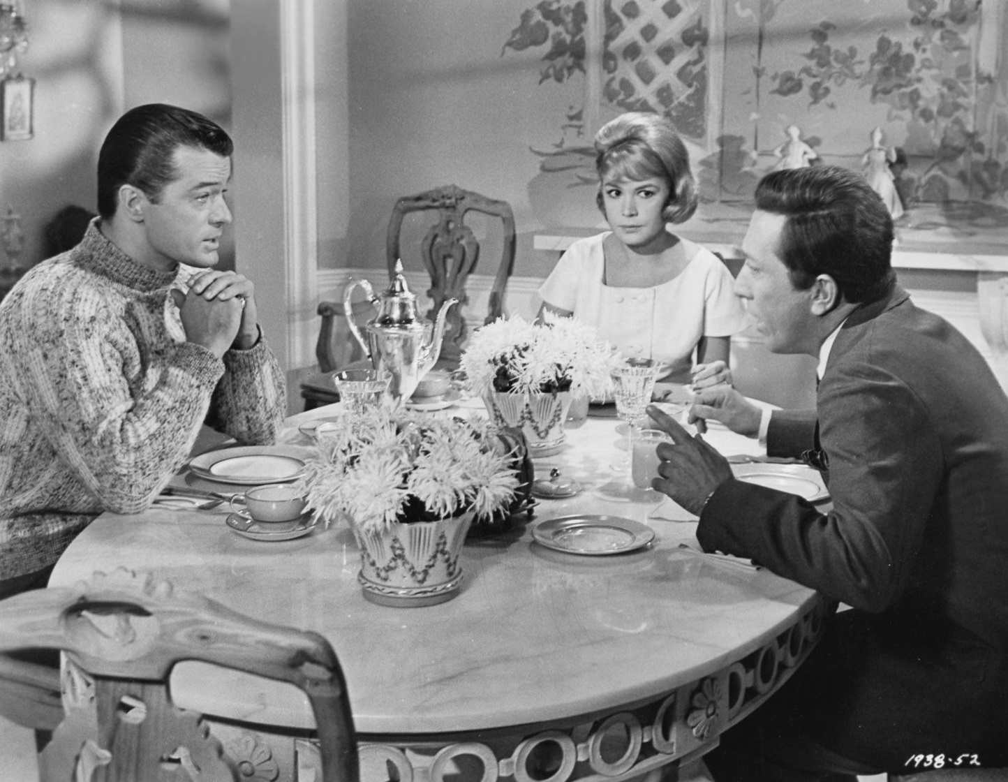 Sandra Dee, Robert Goulet, and Andy Williams in I'd Rather Be Rich (1964)