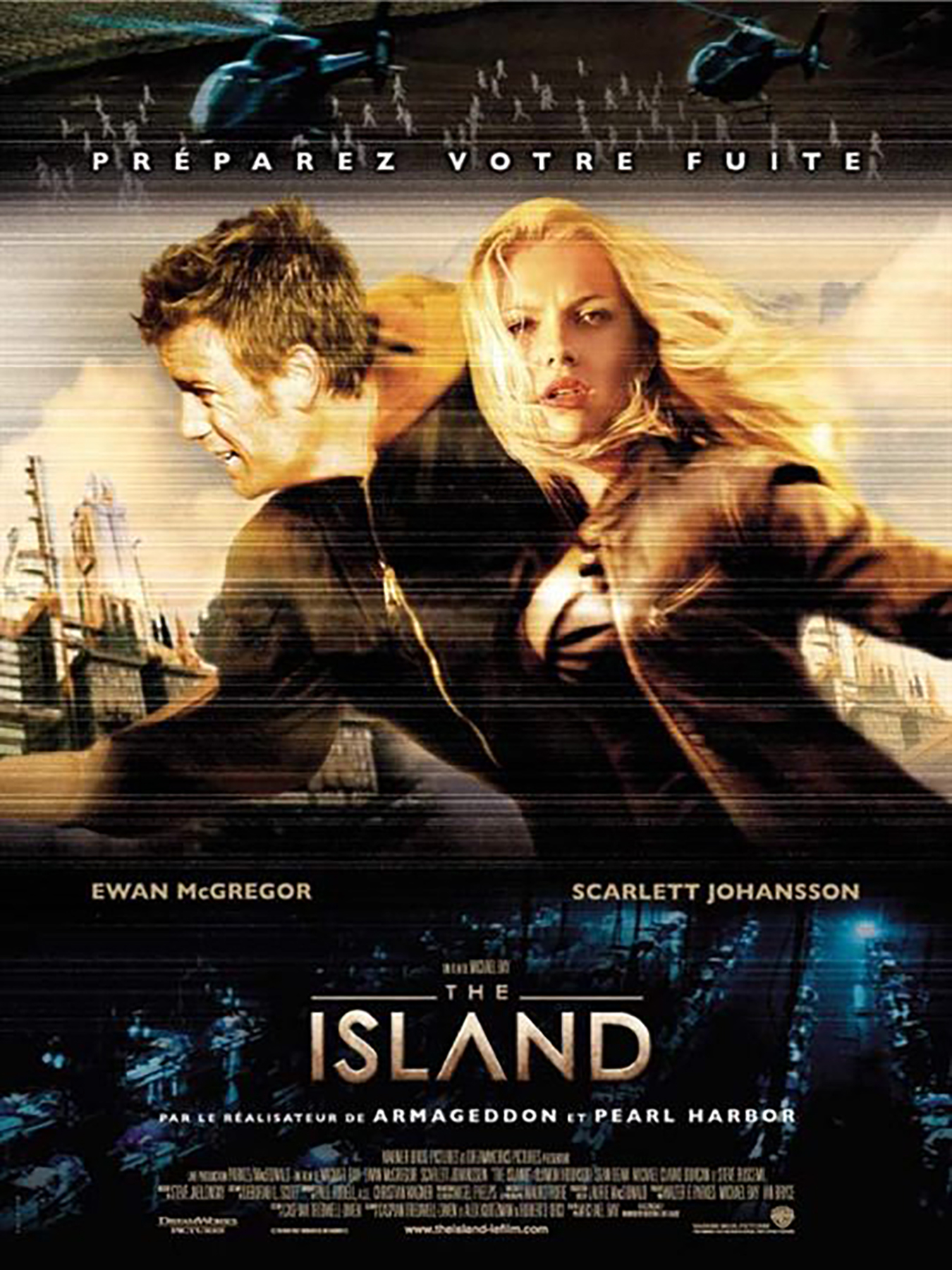 Ewan McGregor and Scarlett Johansson in The Island (2005)