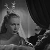 Marcel André and Josette Day in La Belle et la Bête (1946)