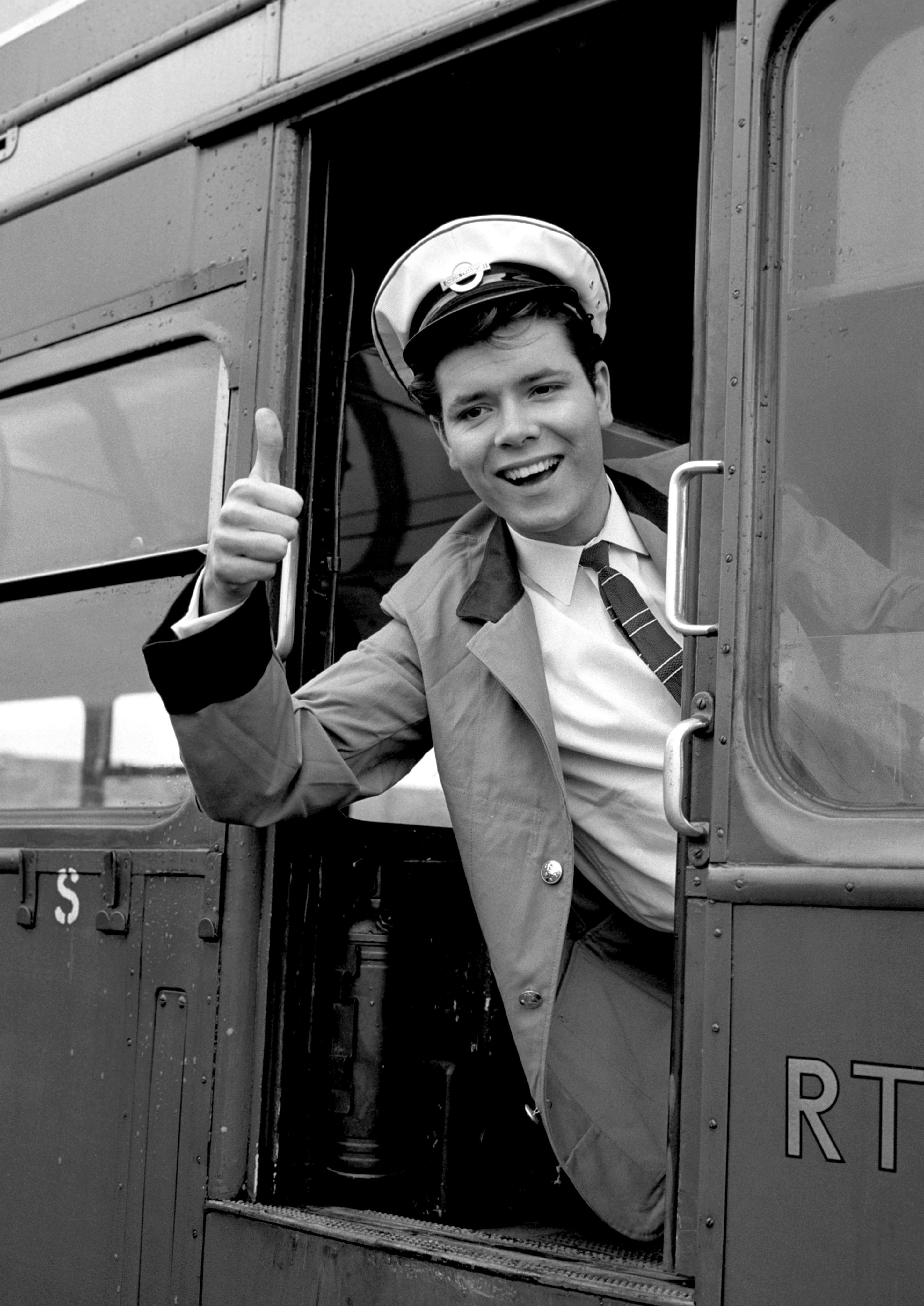 Cliff Richard in Summer Holiday (1963)