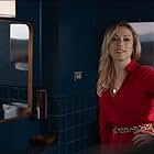 Iliza Shlesinger in Spenser Confidential (2020)