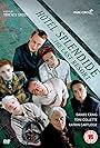 Katrin Cartlidge, Toni Collette, Daniel Craig, Toby Jones, Hugh O'Conor, Stephen Tompkinson, and Peter Vaughan in Hotel Splendide (2000)