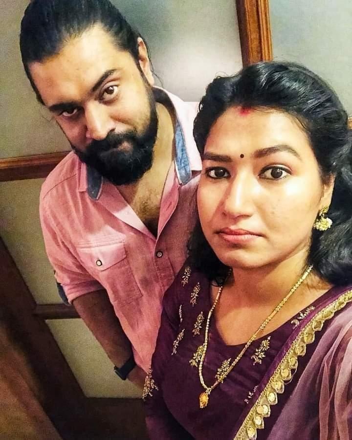 Grace Antony and Nivin Pauly in Kanakam Kaamini Kalaham (2021)