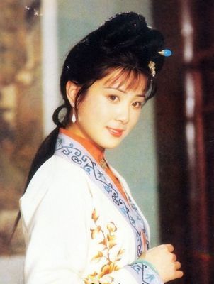 Yiwei Fu in Hong lou meng (1988)