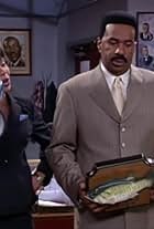 Steve Harvey and Wendy Raquel Robinson in The Steve Harvey Show (1996)