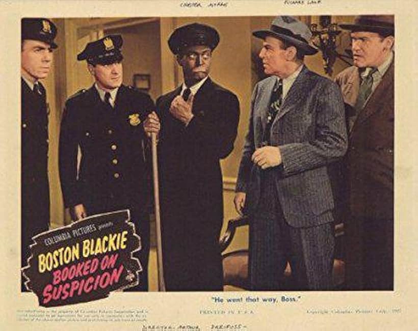 Richard Lane, Chester Morris, Joe Palma, Frank Sully, and Robert B. Williams in Boston Blackie Booked on Suspicion (1945)