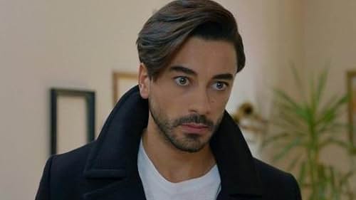 Gökhan Alkan in Seviyor Sevmiyor (2016)