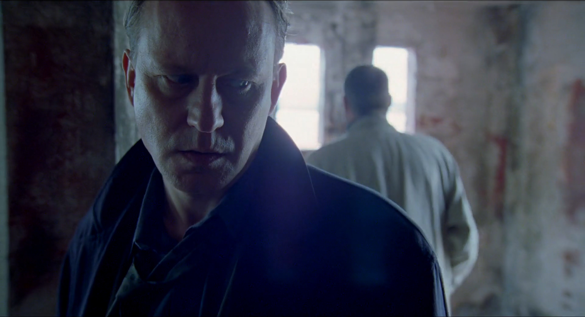 Stellan Skarsgård and Bjørn Floberg in Insomnia (1997)