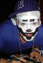 Shaggy 2 Dope