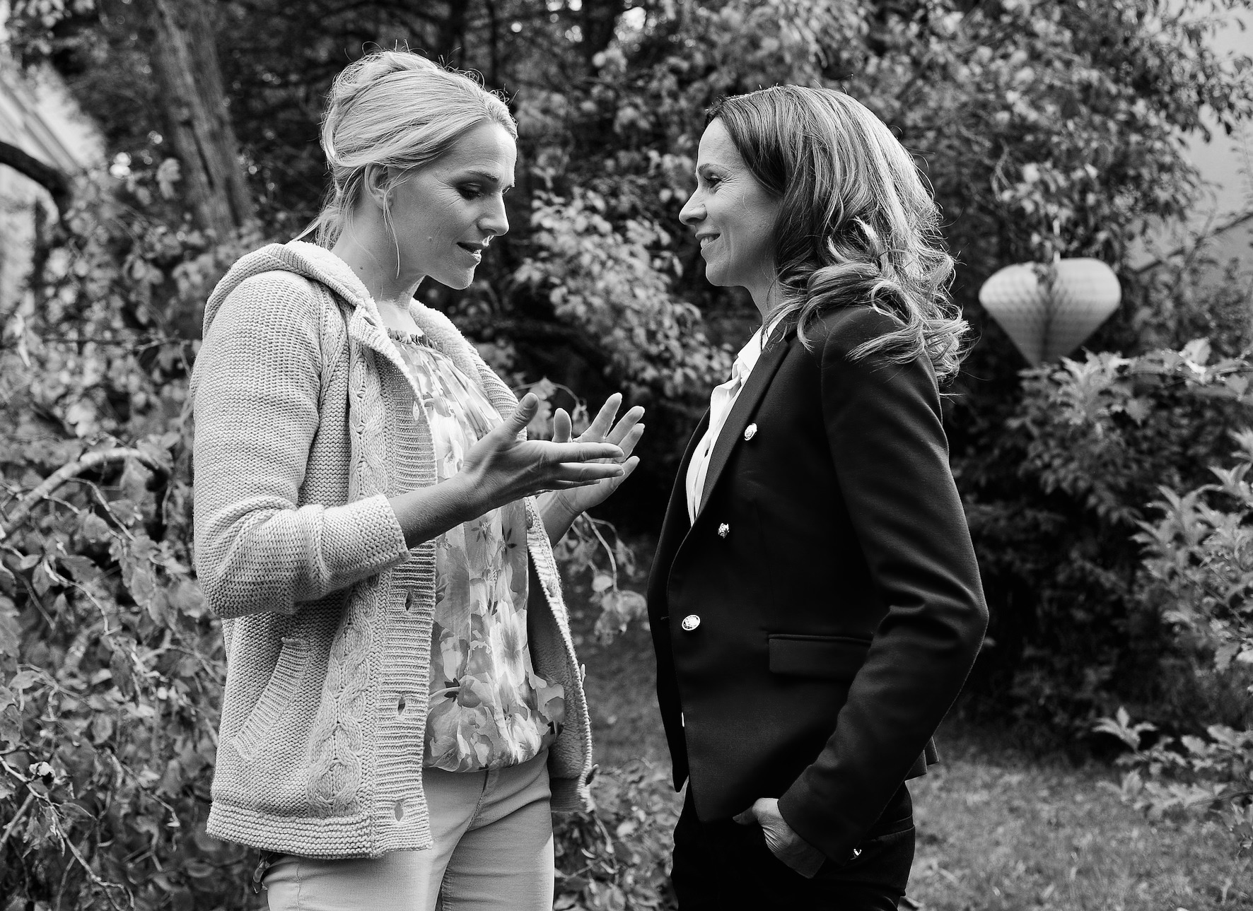 Doris Schretzmayer and Tanja Wedhorn in Die Kraft, die Du mir gibst (2014)