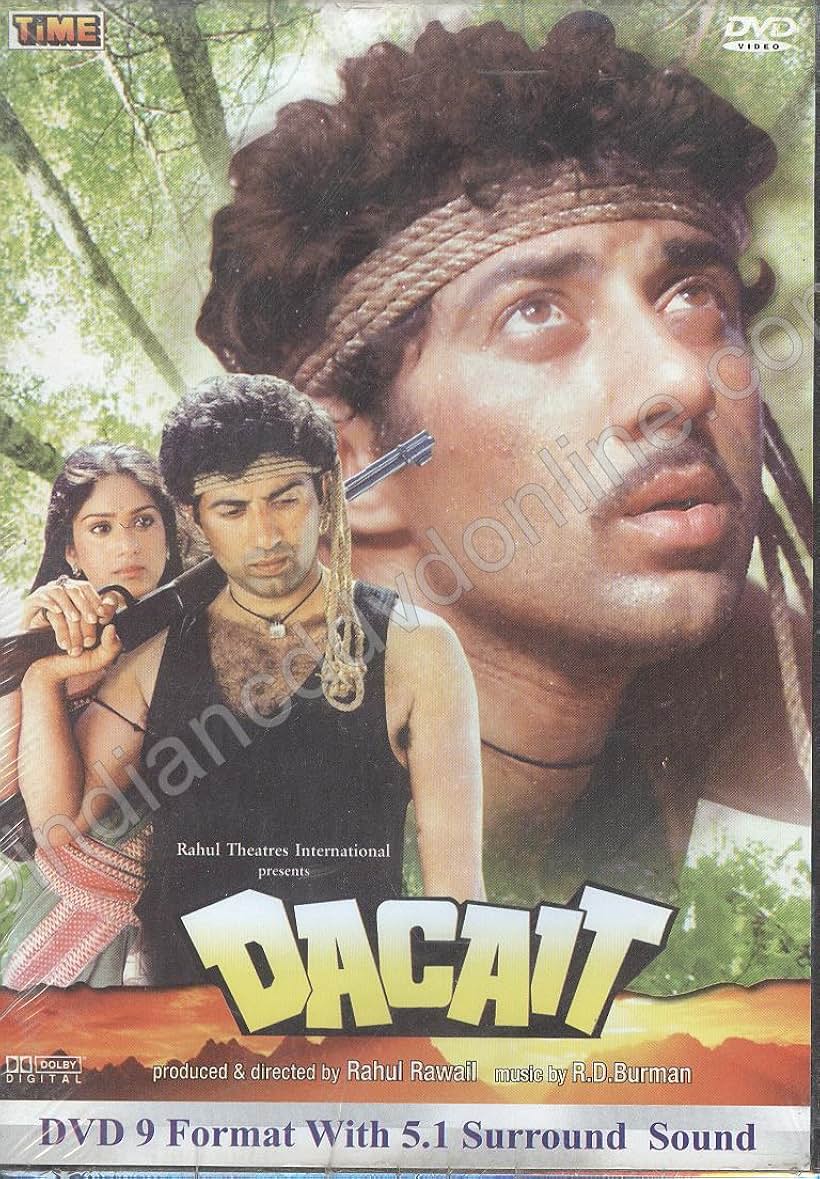 Sunny Deol and Rakhee Gulzar in Dacait (1987)