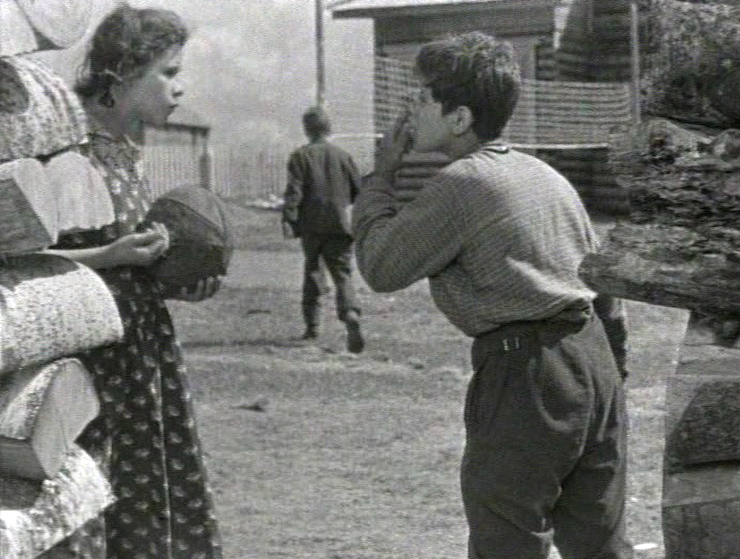 Aleksandr Putko and Mariya Vinogradova in Sibiryaki (1940)