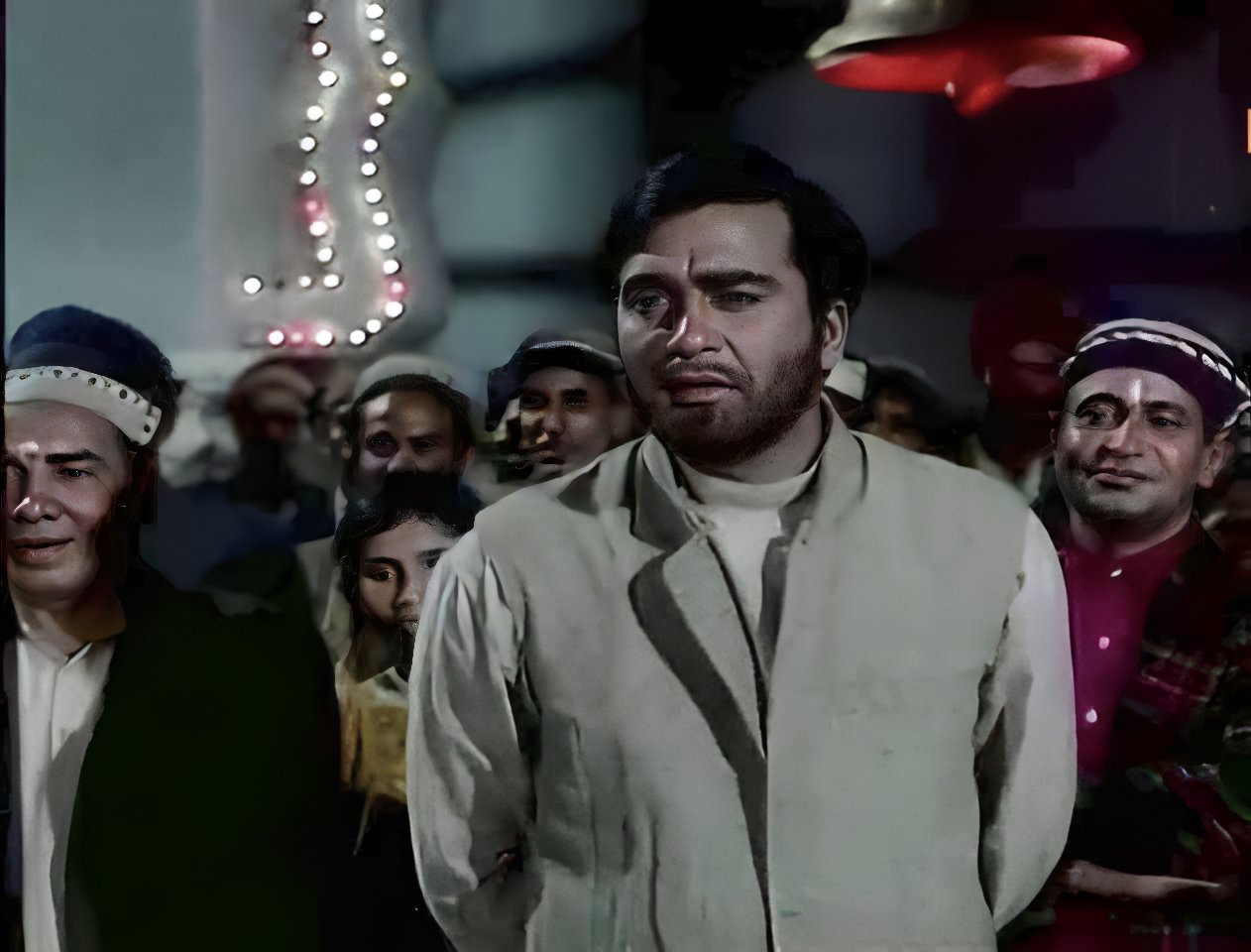 Sunil Dutt in Bhai Bhai (1970)