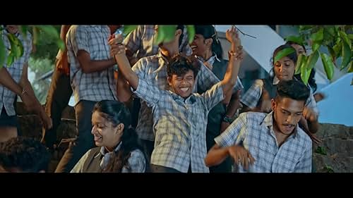 Prakashan Parakkatte Official Teaser