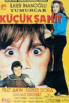 Filiz Akin and Ilker Inanoglu in Yumurcak: Küçük Sahit (1972)