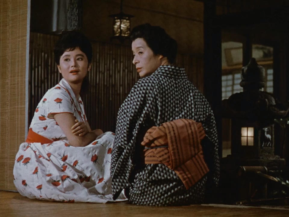 Reiko Dan and Chieko Naniwa in The End of Summer (1961)