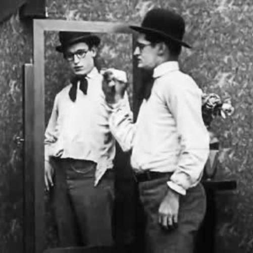 Gaylord Lloyd and Harold Lloyd in The Marathon (1919)