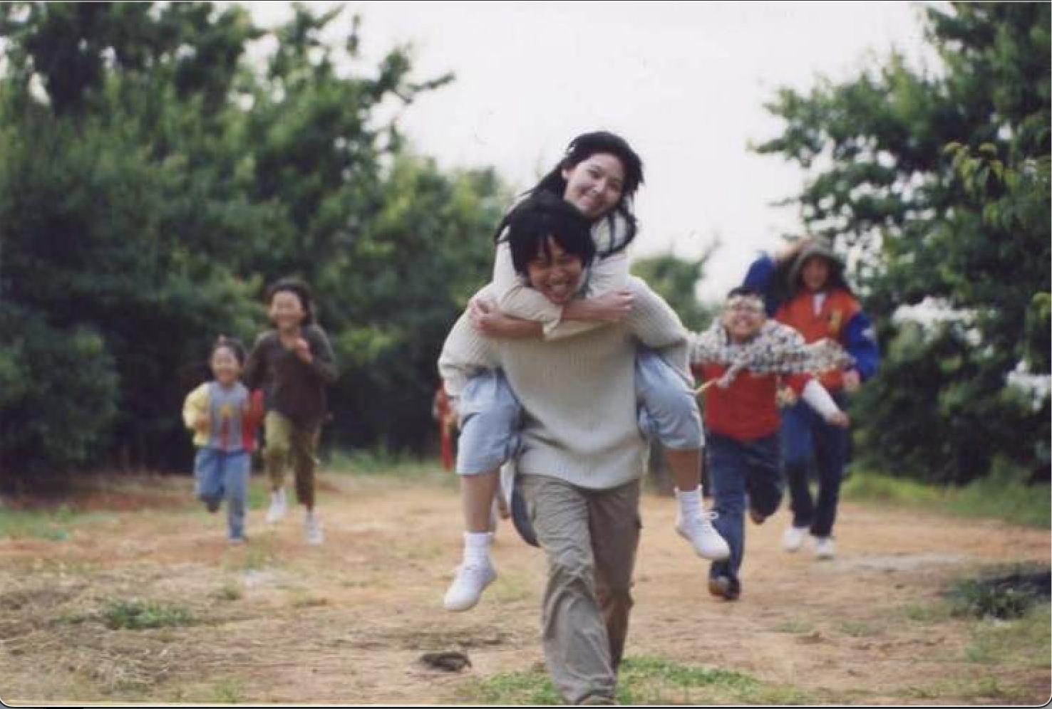 Lee Eun-ju and Cha Tae-hyun in Lover's Concerto (2002)