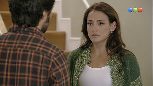 Eleonora Wexler in Los vecinos en guerra (2013)