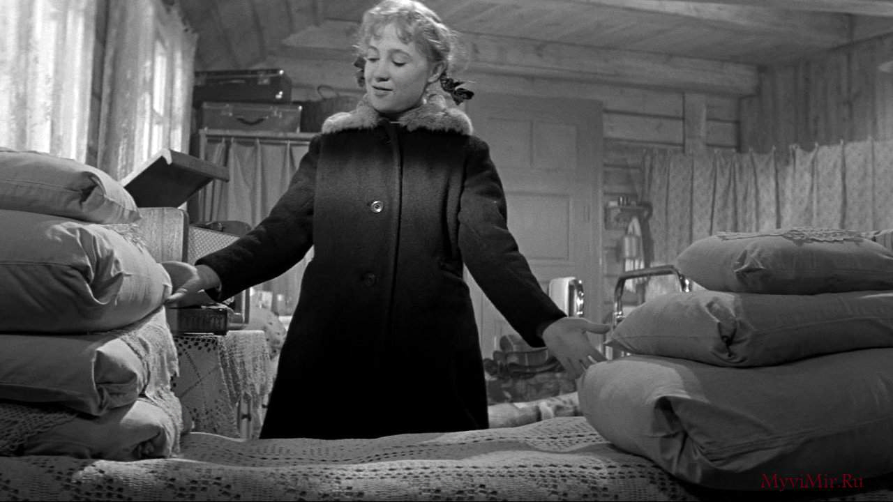 Nadezhda Rumyantseva in Les filles (1962)