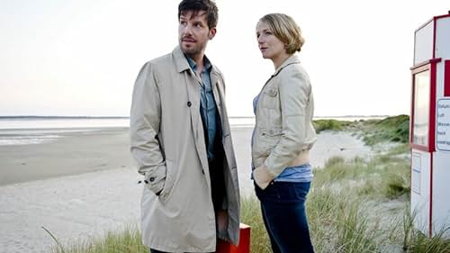 Tim Bergmann and Tanja Wedhorn in Neubeginn (2012)