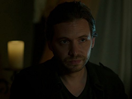 Aaron Stanford in 12 Monkeys (2015)