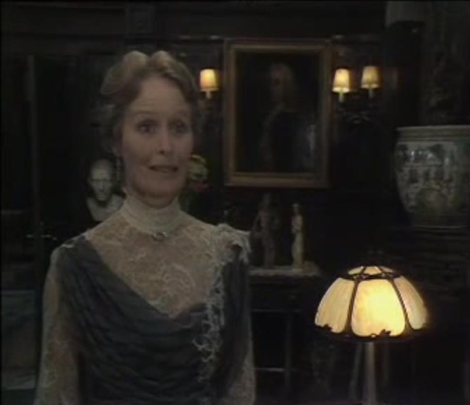 Virginia McKenna in The Case of the Frightened Lady (1983)