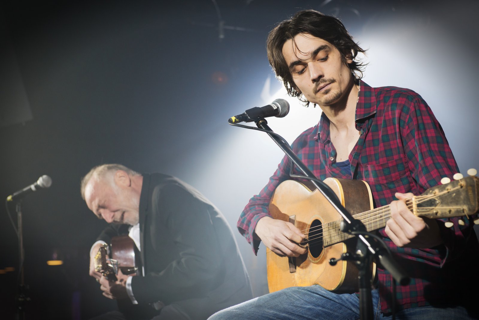 André Wilms and Baptiste Gilliéron in Pause (2014)